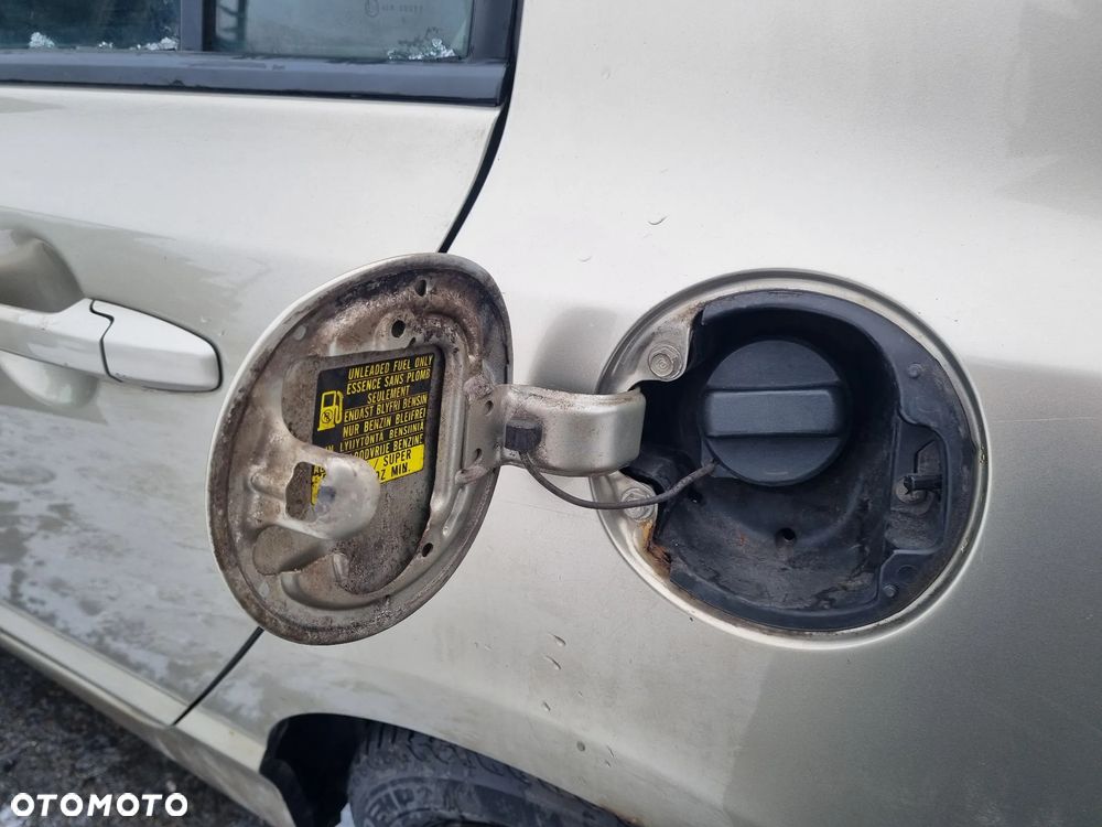 HONDA CIVIC VIII 8 06-11 2008 r. SEDAN YR-566M klapka wlewu paliwa * - 2