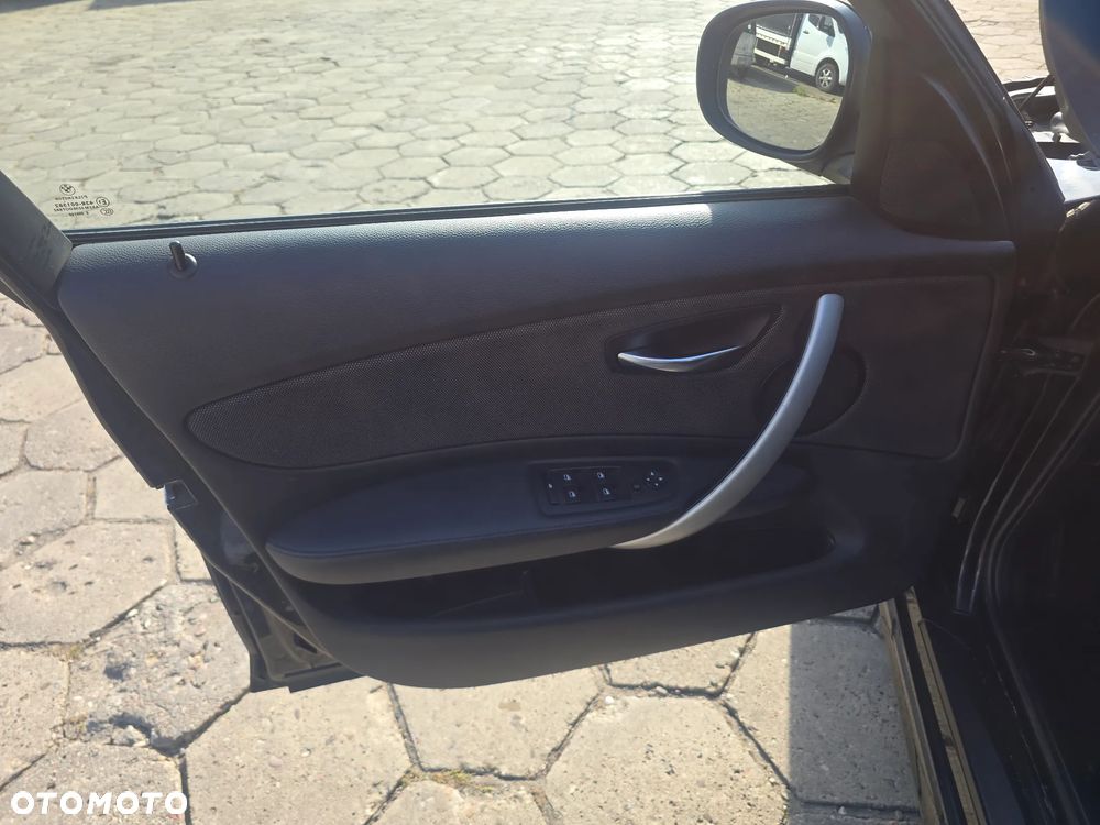 BMW Seria 1 116i - 12
