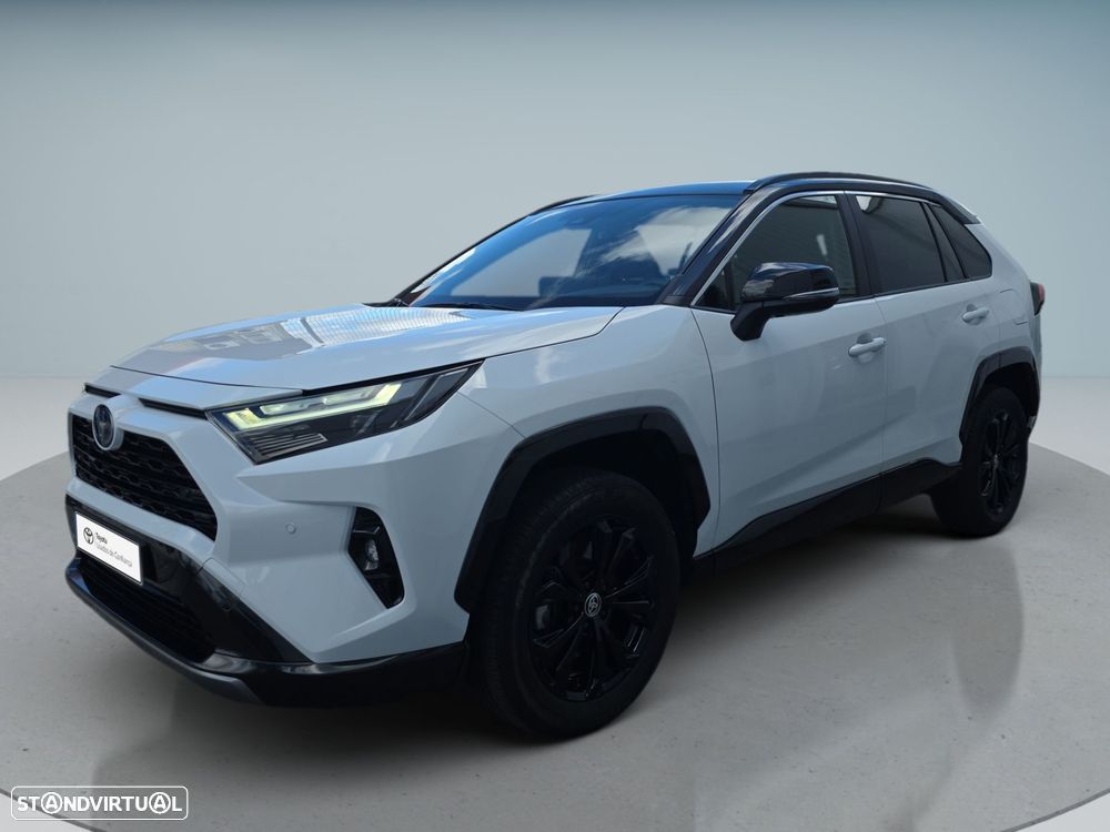 Toyota RAV4 - 1