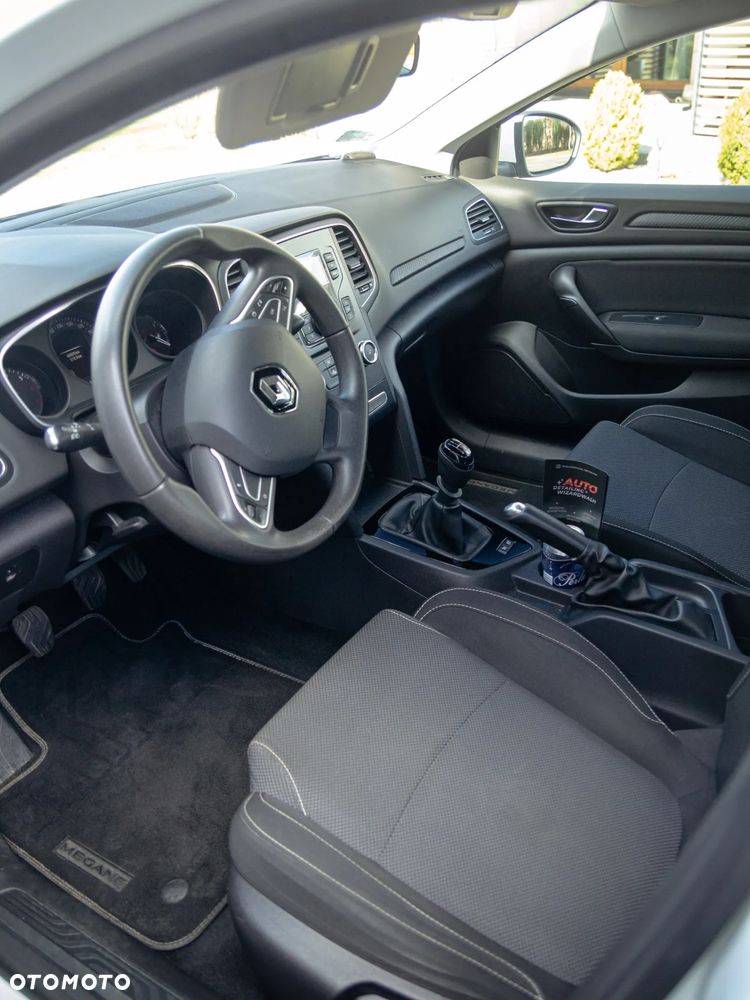 Renault Megane 1.6 SCe Life - 10