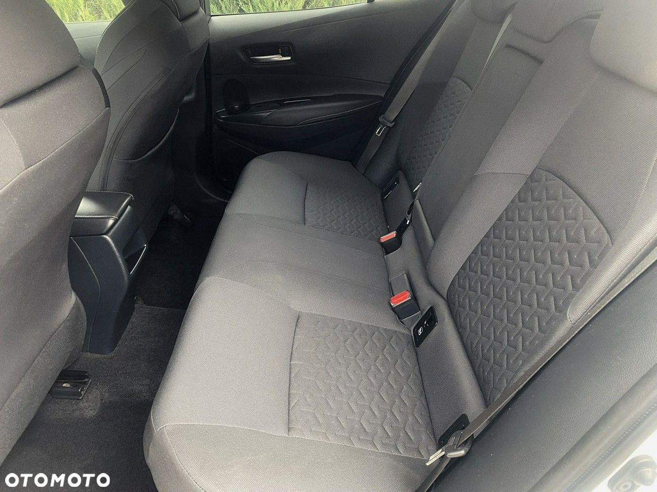 Toyota Corolla - 4