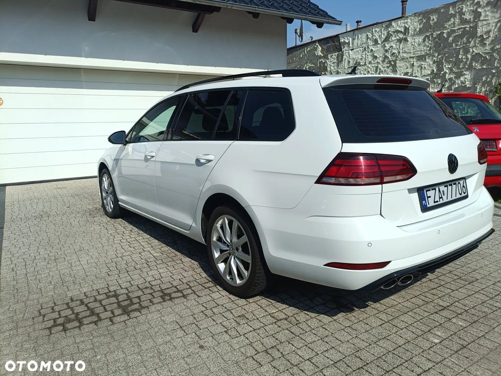 Volkswagen Golf 2.0 TDI SCR Highline - 17
