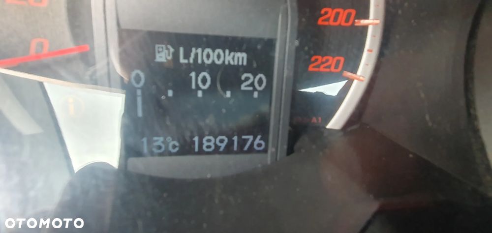 Honda Jazz 1.4 Elegance CVT - 21