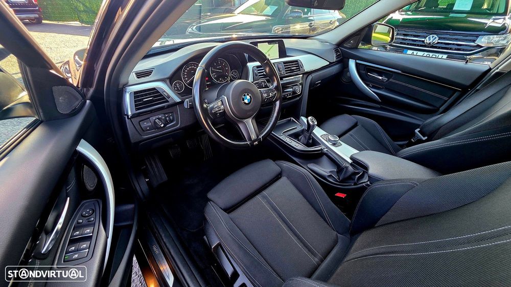 BMW 320 d Line Sport - 11
