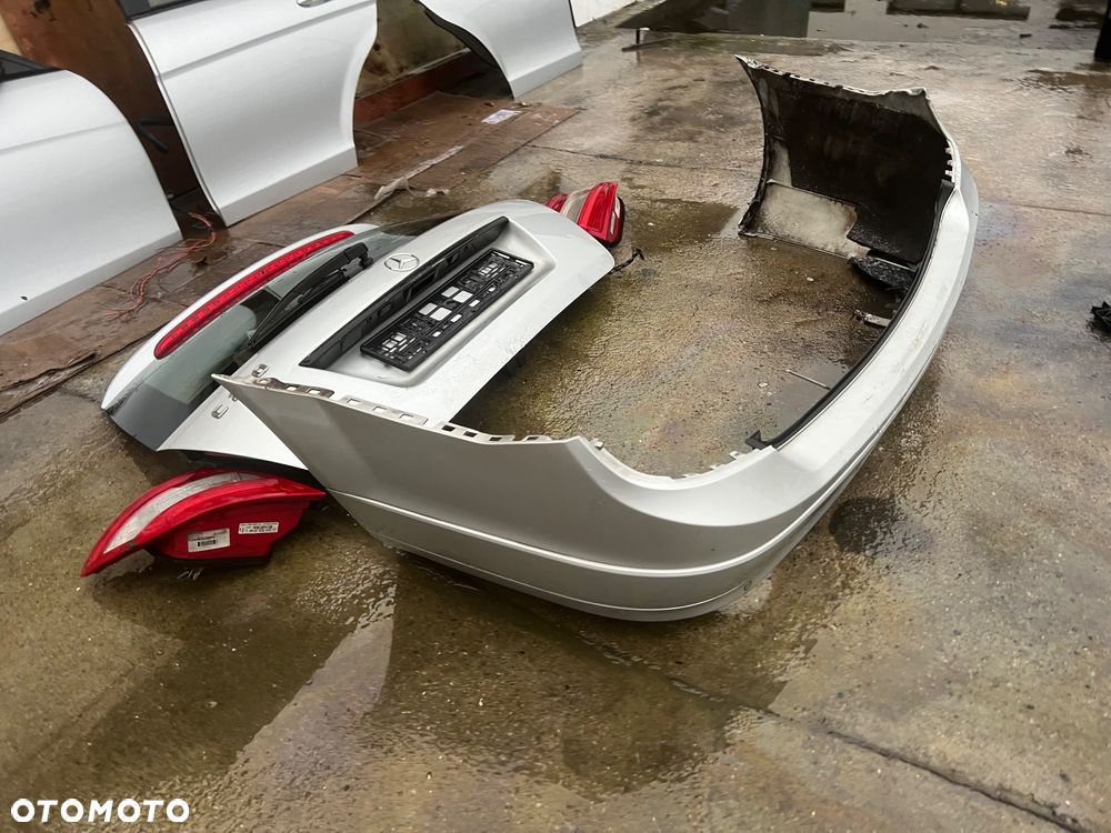 Mercedes w204 przód kompletny maska grill gril lampy lusterko c775 błotnik przedni prawy lewy przód zbiorniczek spryskiwaczy zderzak przedni pdc klapa bagażnika zderzak tył tylni lampa tył tylnią pas przedni kompletny z chłodnicami belka w204 c klasa próg zamek drzwi - 17