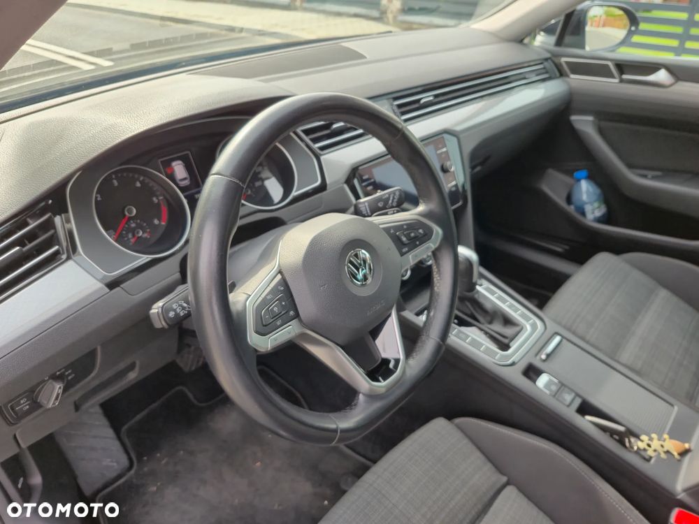 Volkswagen Passat 2.0 TDI BMT Comfortline DSG - 22