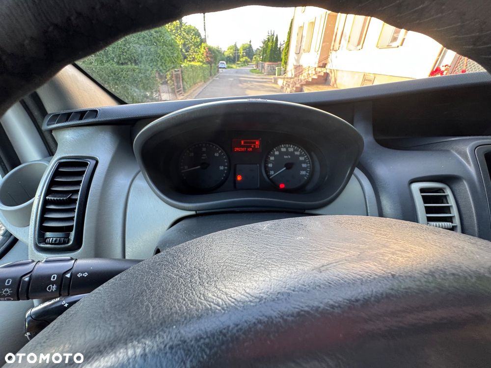 Opel Vivaro - 15