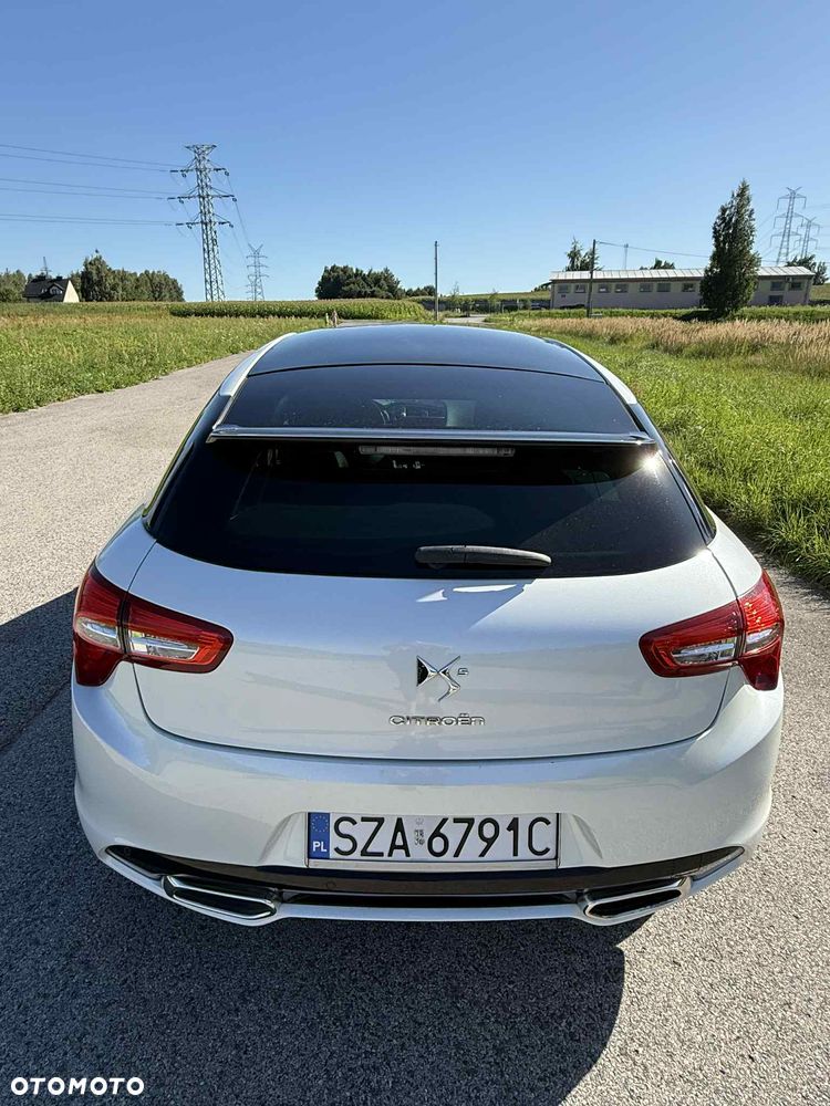 Citroën DS5 HDi 165 SportChic - 5