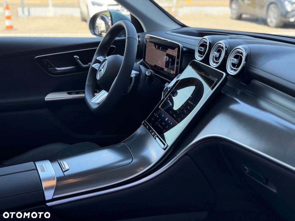 Mercedes-Benz GLC - 19