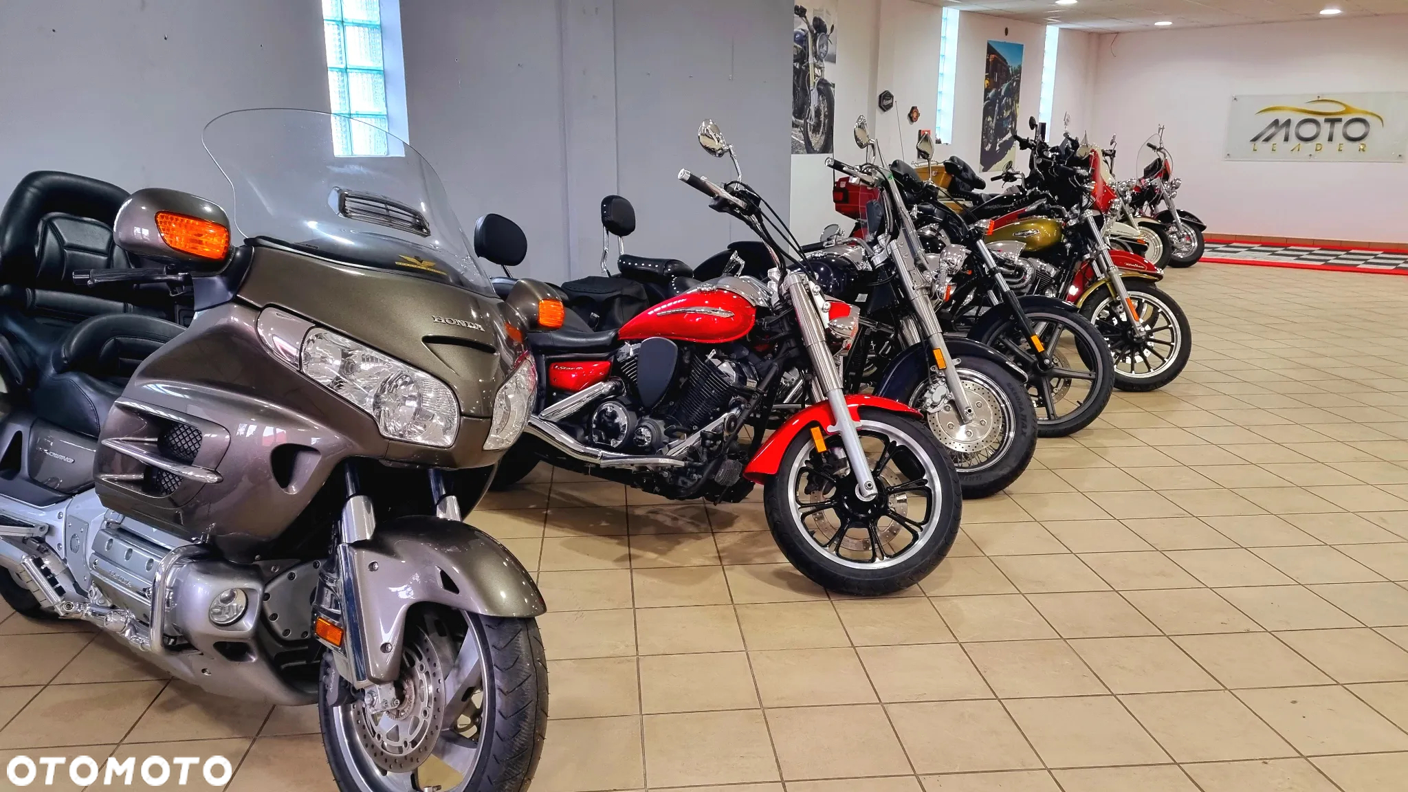 Harley-Davidson FLHTCU Ultra - 29