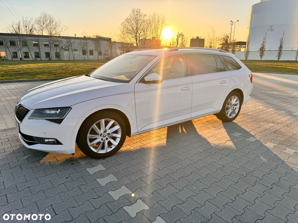 Skoda Superb 2.0 TDI Style DSG7 - 3