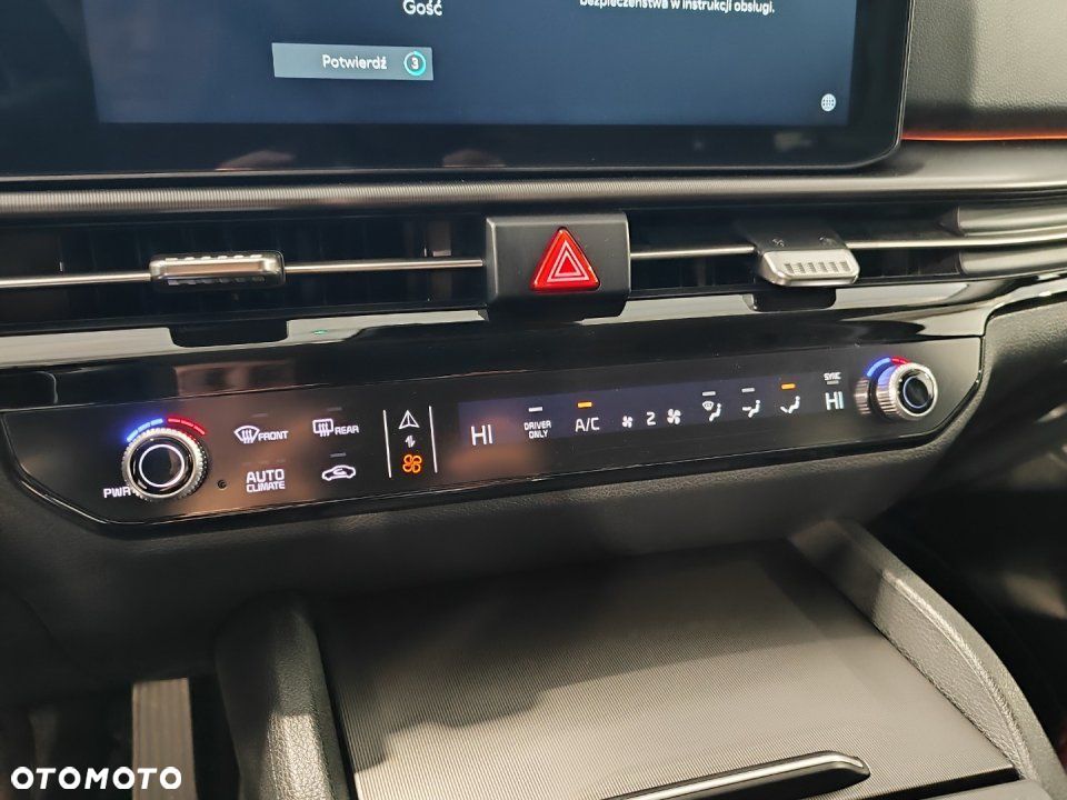 Kia Sportage - 16