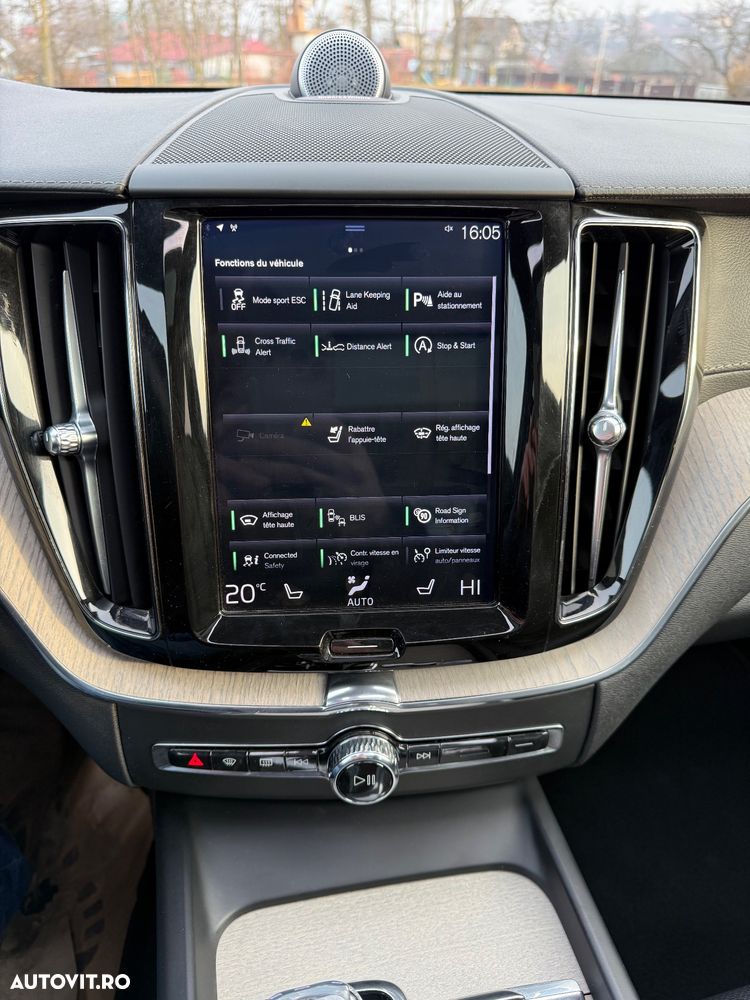 Volvo XC 60 D5 AWD Geartronic Inscription - 17
