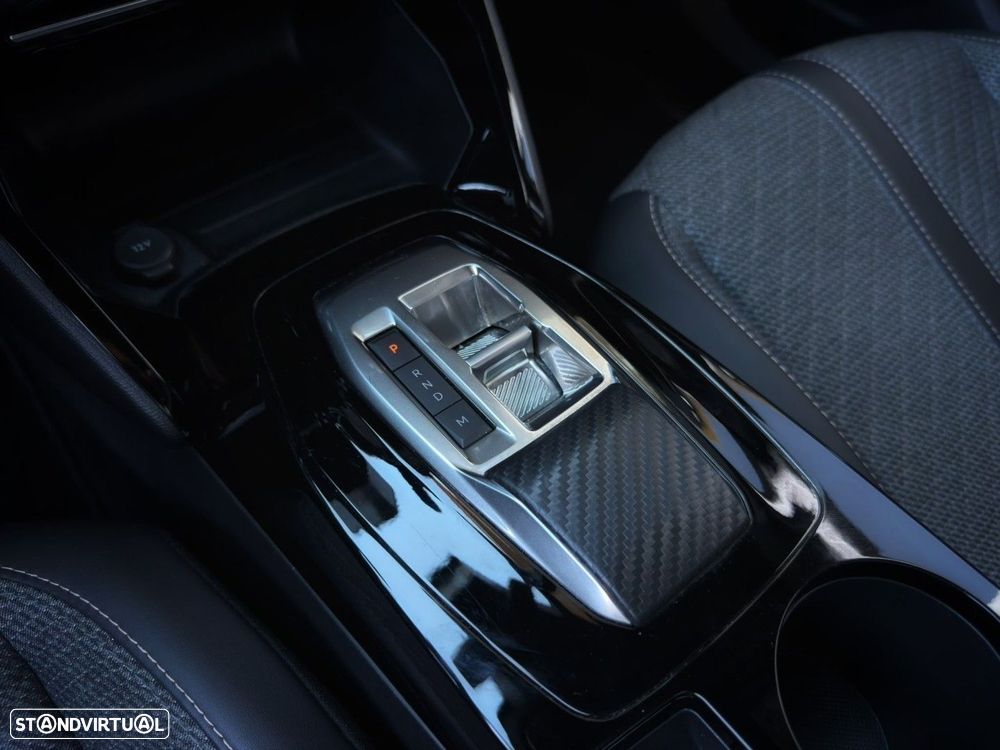 Peugeot 2008 1.2 Hybrid Allure e-DCS6 - 22