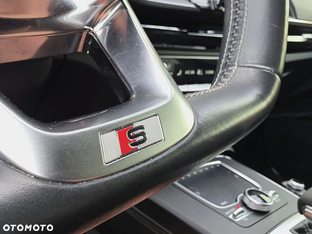 Audi SQ5 - 16
