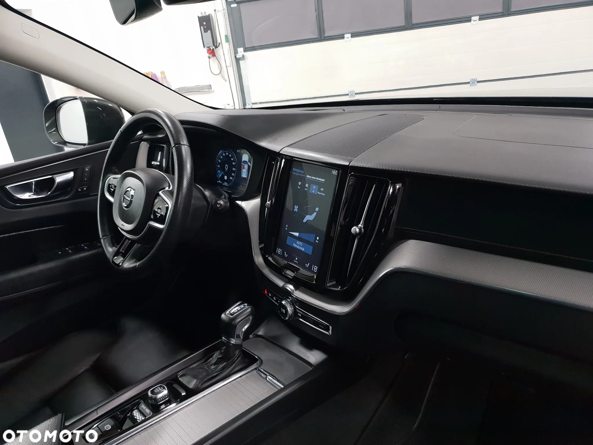 Volvo XC 60 B4 D AWD Geartronic Inscription - 23