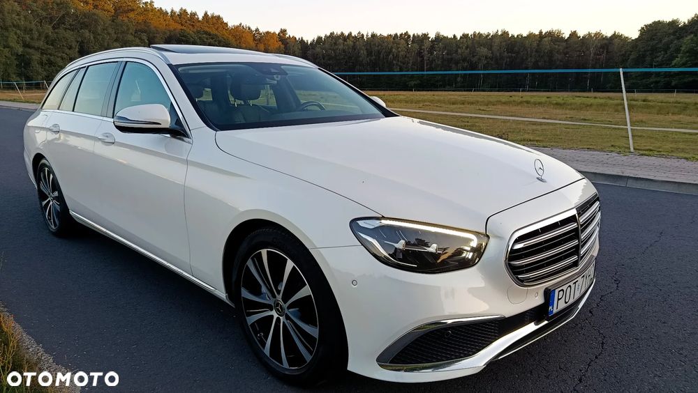 Mercedes-Benz Klasa E 220 d 9G-TRONIC - 28