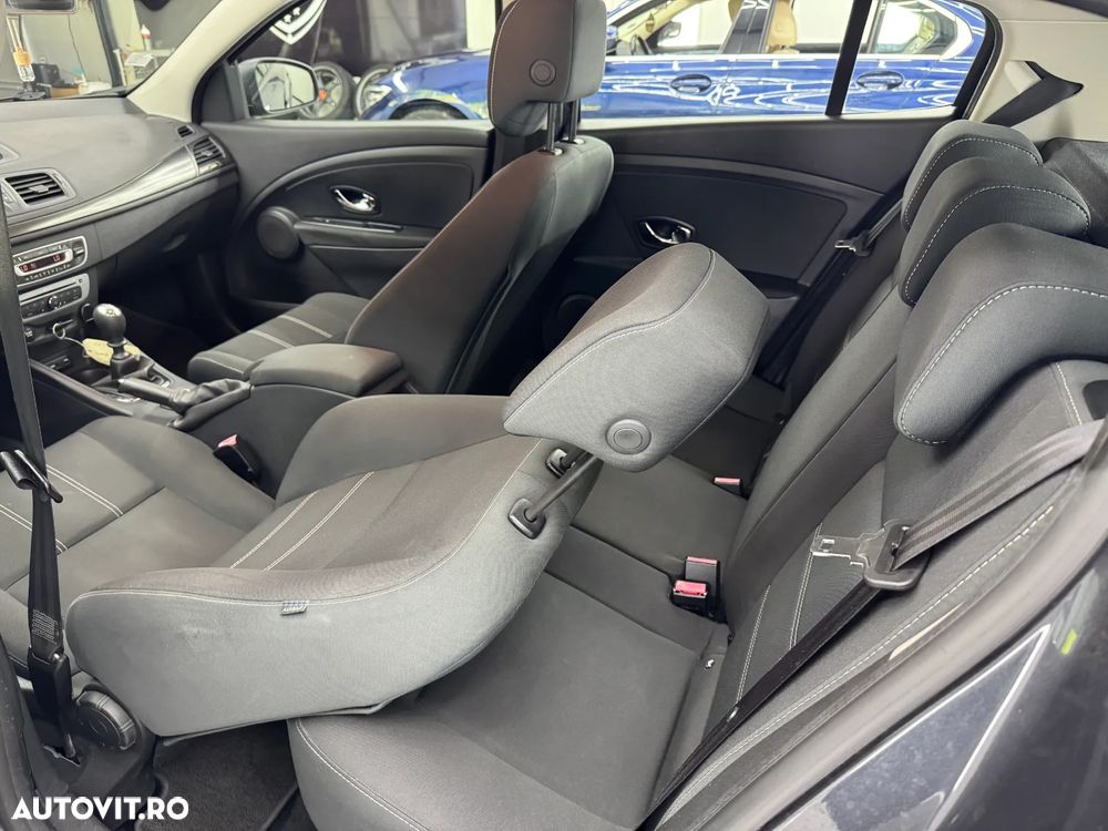Renault Megane dCi 110 FAP Paris Business - 5
