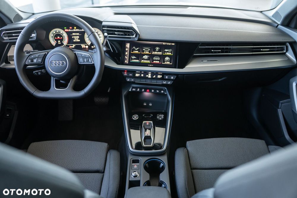 Audi A3 Sportback - 16