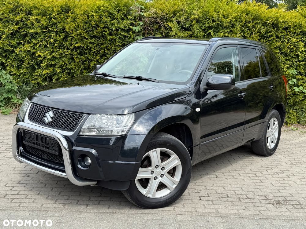 Suzuki Grand Vitara 2.0 Club - 1