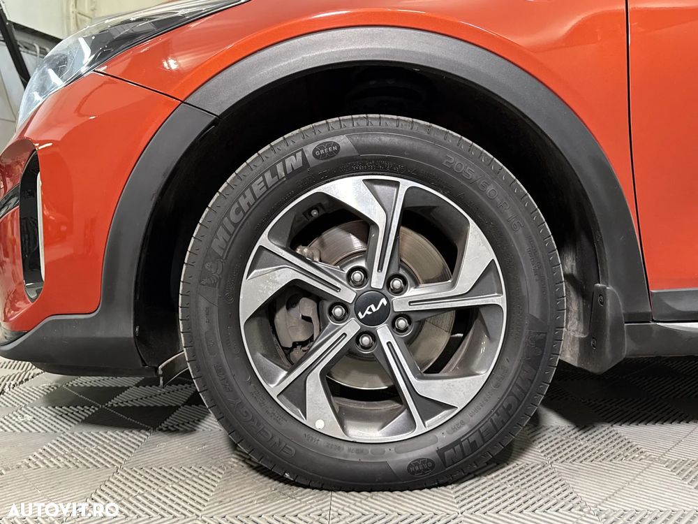 Kia XCeed - 14