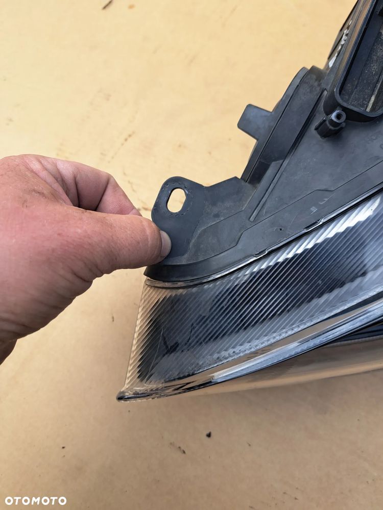 Lampa przednia lewa Ford Focus MK-3 III Lift F1EB-13W030-AGA Reflektor lewy przód Ford Focus III MK-3 Lift 2063541 Zwykła Led 2014-2019 - 13