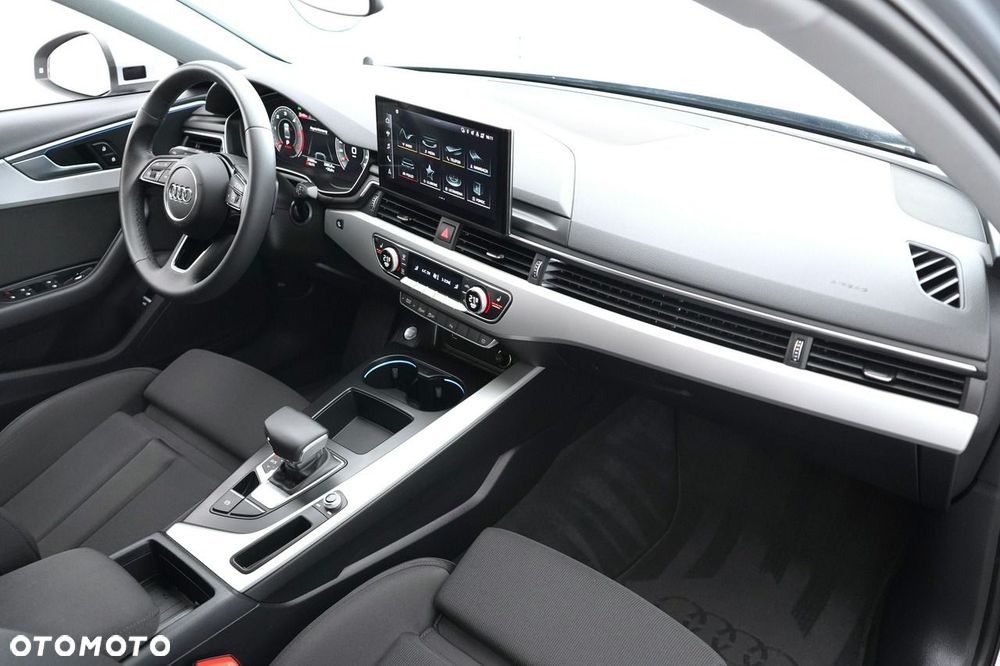 Audi A4 Limousine - 26