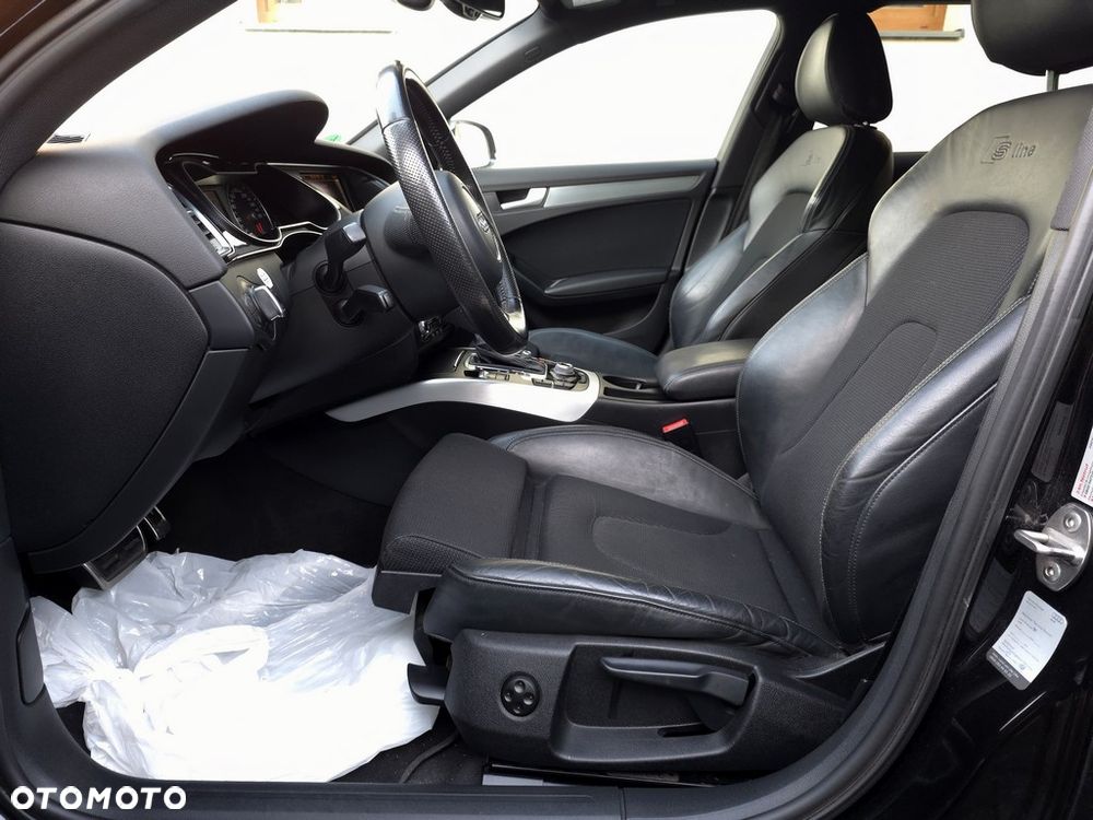 Audi A4 Avant 2.0 TDI Quattro S tronic - 12