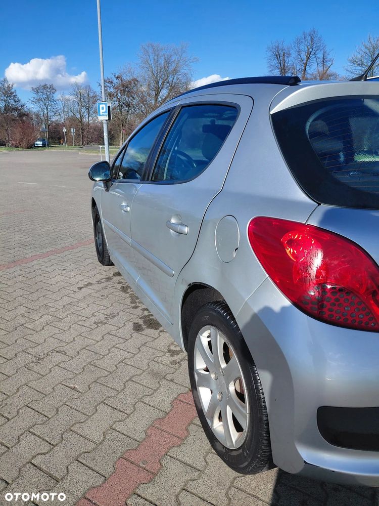 Peugeot 207 120 Sport - 12