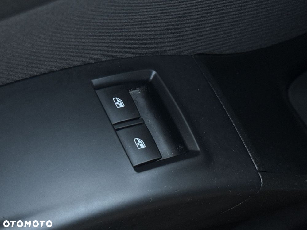 Opel Meriva - 22