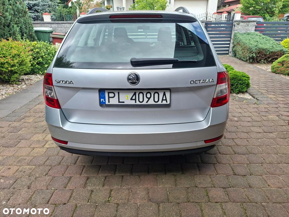 Skoda Octavia 2.0 TDI Ambition - 4
