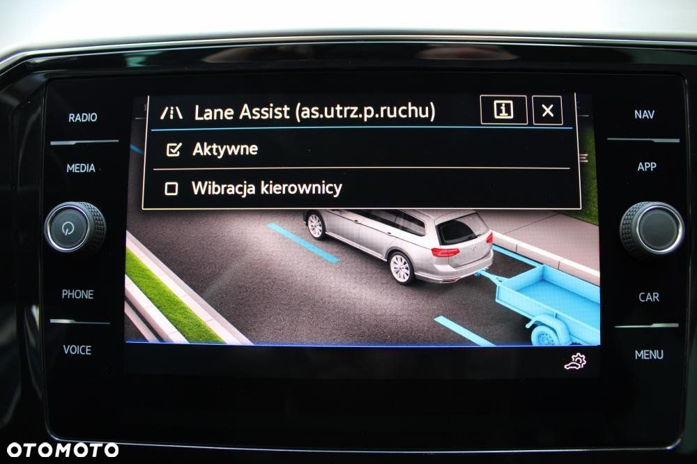 Volkswagen Passat - 27