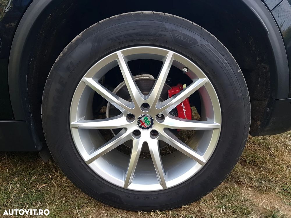 Alfa Romeo Stelvio 2.2 Diesel 16V AT8 Q4 Ti - 8