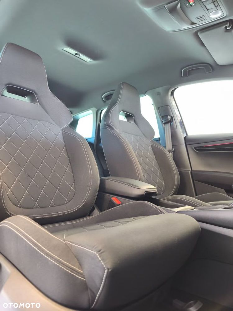 Skoda Karoq 2.0 TDI SCR 4x4 DSG Sportline - 14