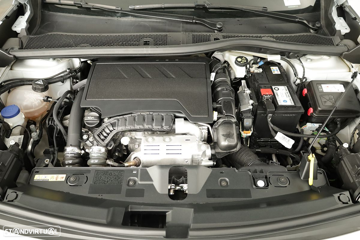 Peugeot 2008 1.2 PureTech Allure EAT8 - 25