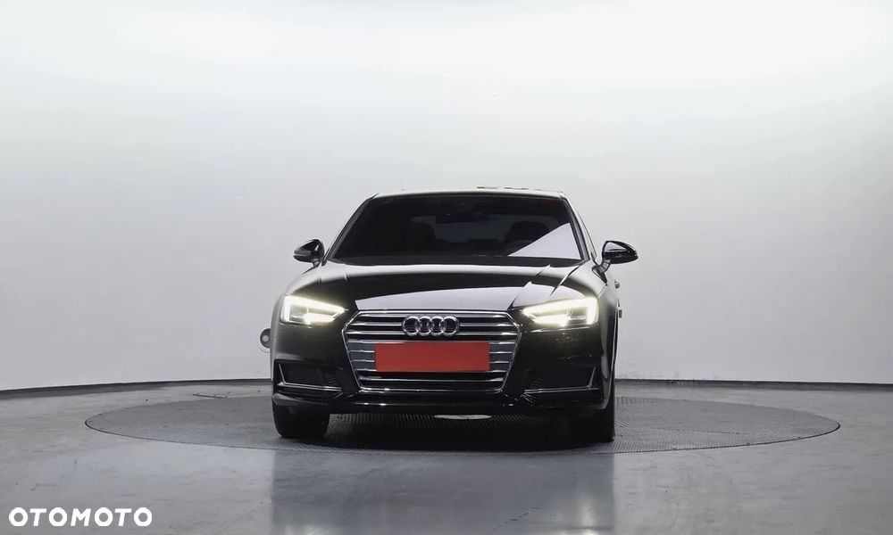 Audi A4 Limousine - 3