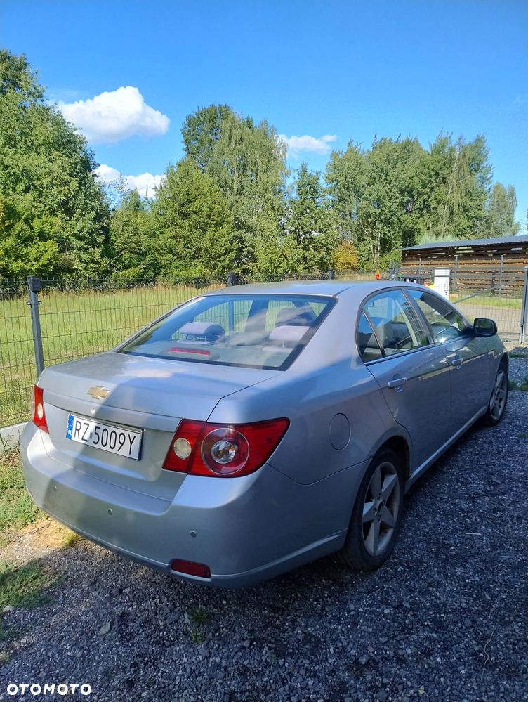 Chevrolet Epica 2.0 LS - 7