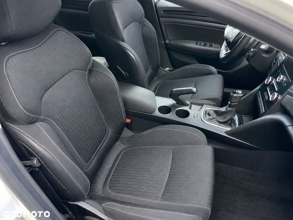 Renault Megane dCi 110 FAP Paris Business - 14