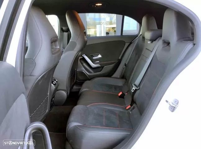 Mercedes-Benz A 250 e AMG Line - 4