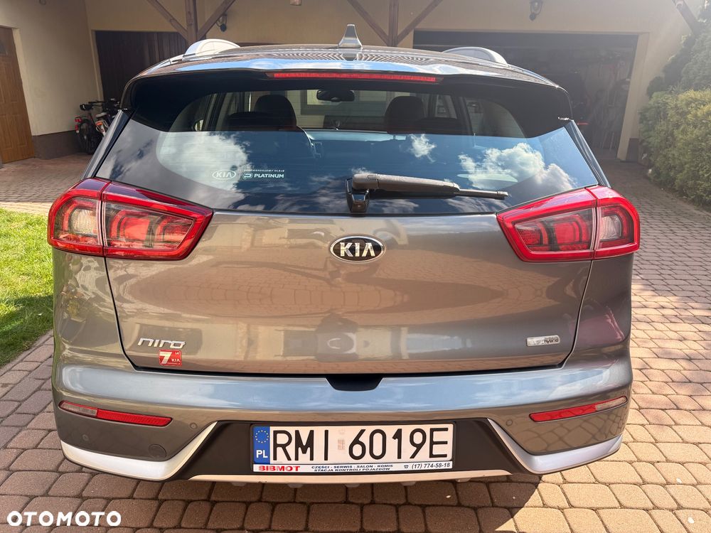 Kia Niro 1.6 GDI Hybrid L Business Line - 5