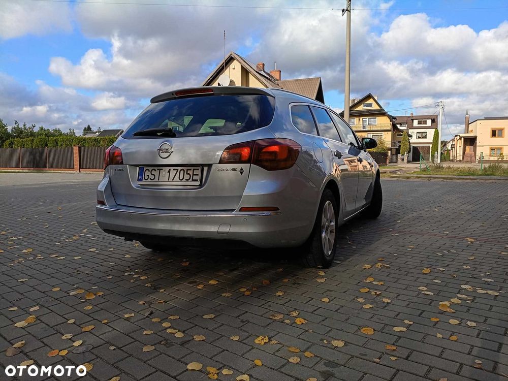 Opel Astra - 4