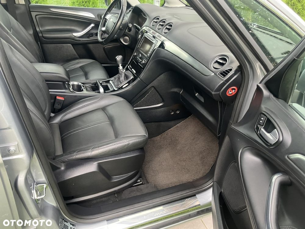Ford S-Max 2.0 TDCi DPF Titanium - 24