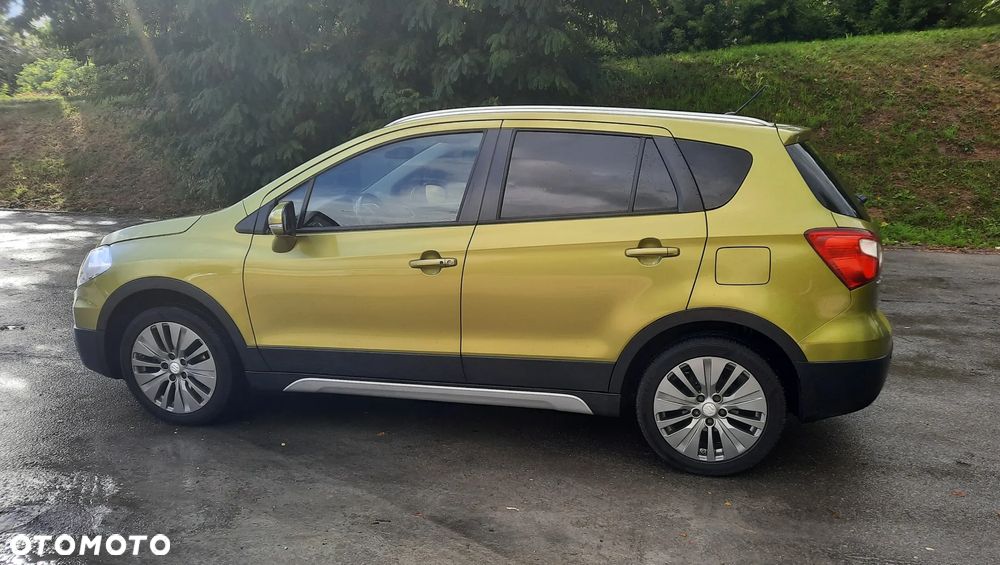Suzuki SX4 S-Cross 1.6 Premium - 27