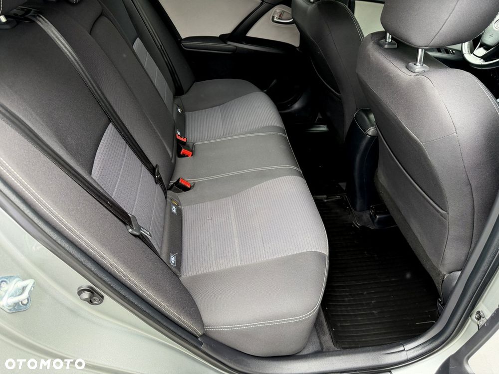 Toyota Avensis Touring Sports 1.8 Business Edition - 34