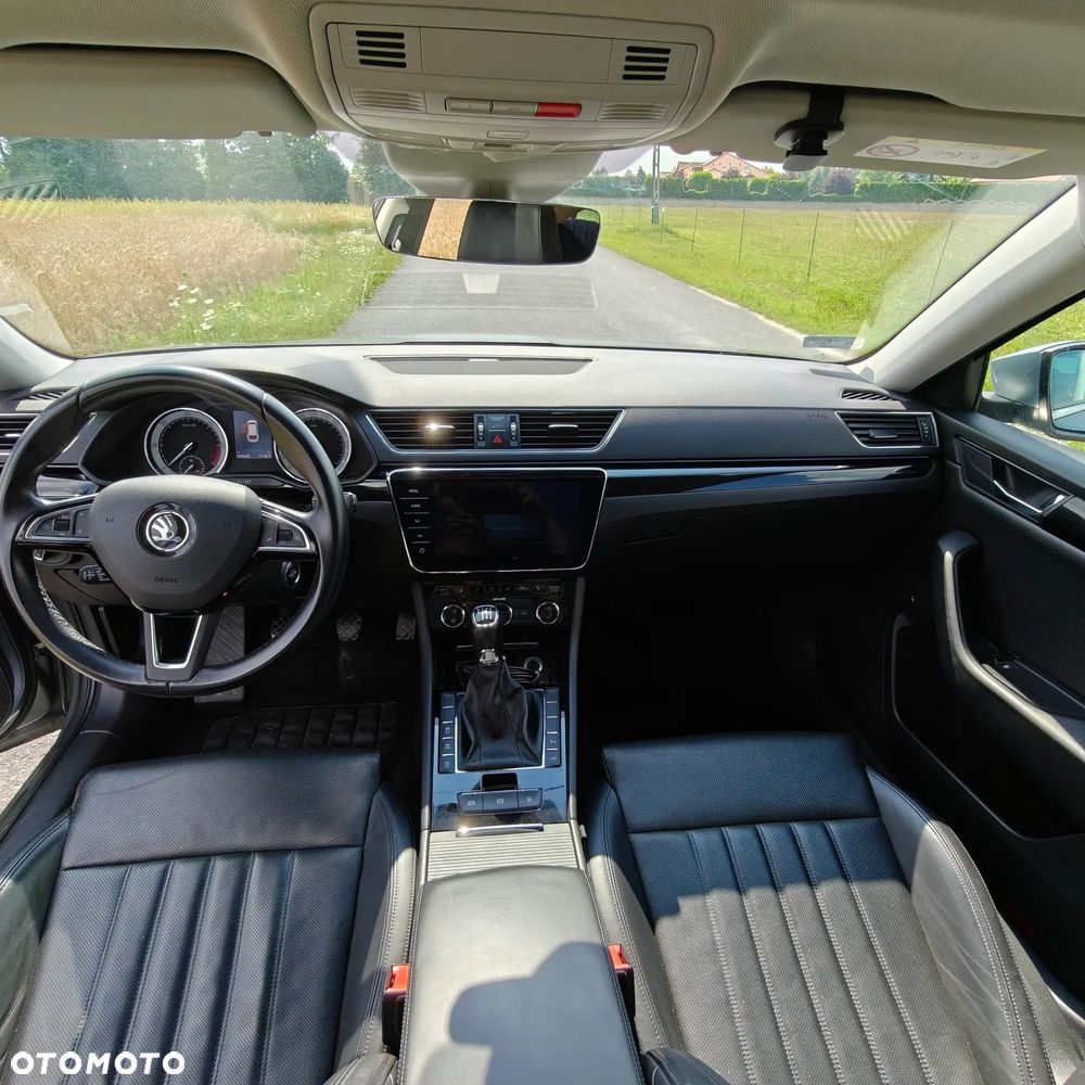 Skoda Superb 2.0 TDI L&K - 11