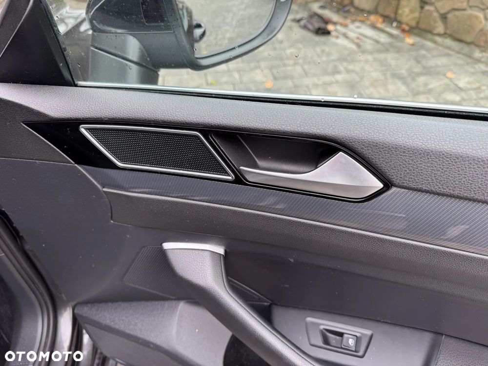 Volkswagen Arteon 2.0 TDI SCR R-Line DSG - 34