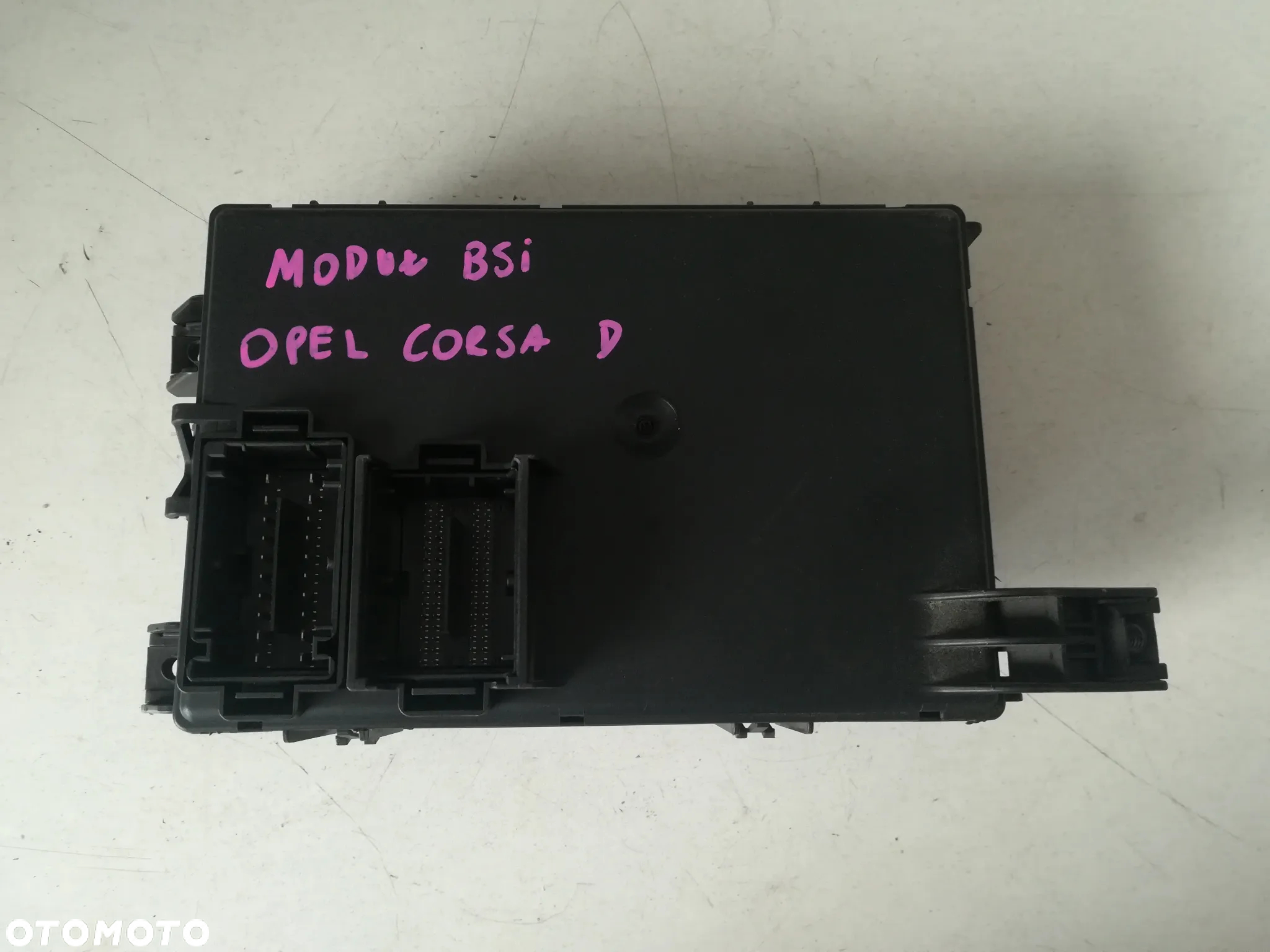 MODUŁ BSI, SKRZYNKA BEZPIECZNIKÓW OPEL CORSA D 13286030 - 4
