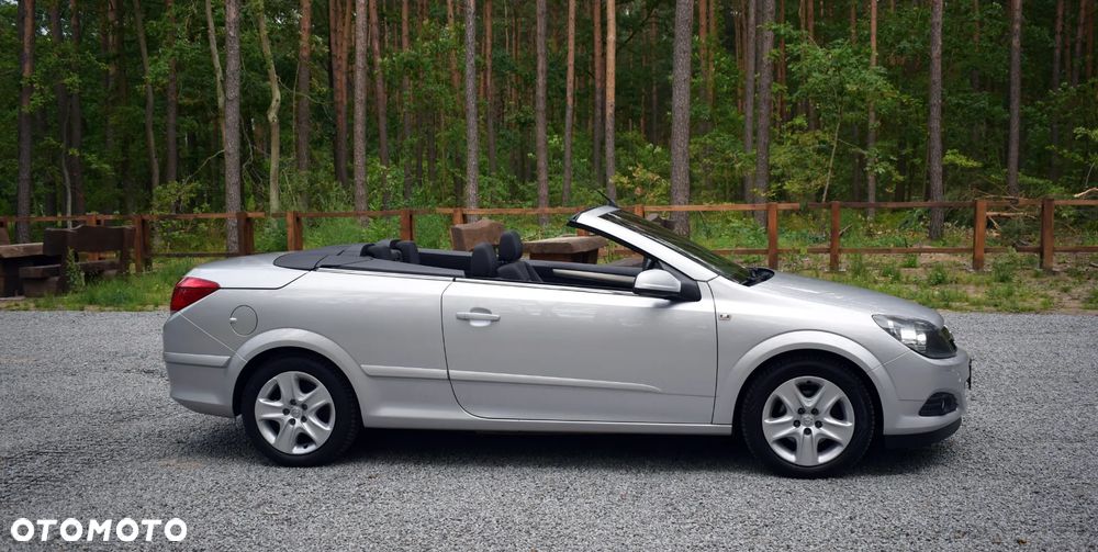 Opel Astra 1.8 Cosmo - 23