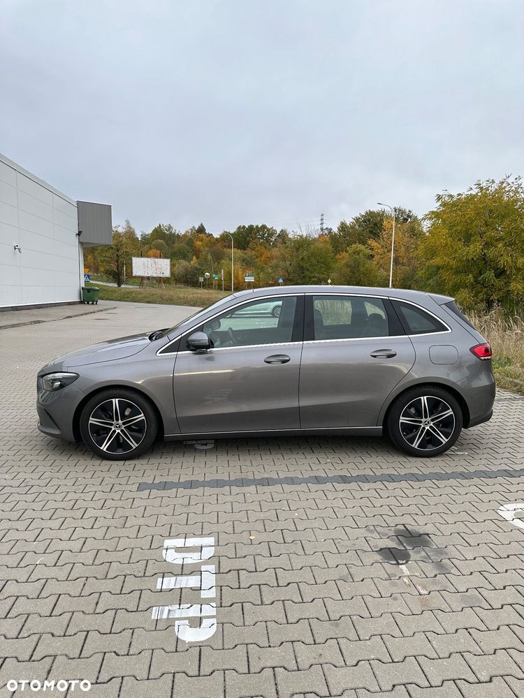 Mercedes-Benz B-Class 2021 photo 3