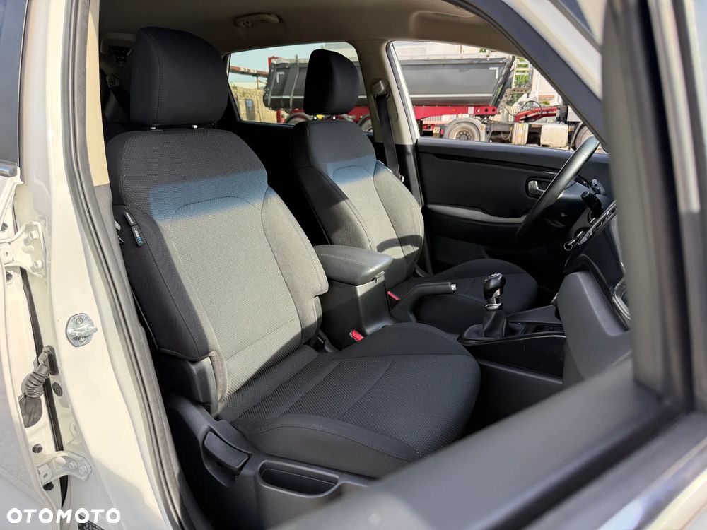 Kia Carens 1.6 GDI Edition 7 - 31
